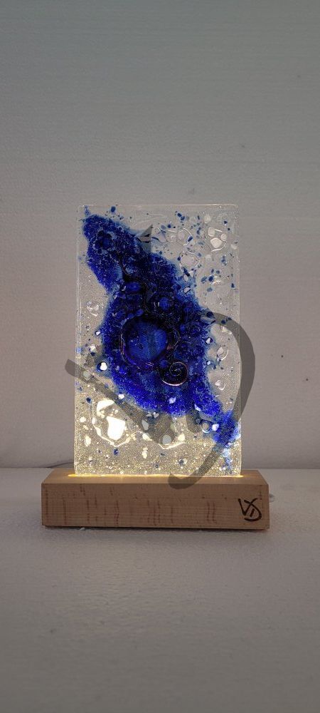 Maßgefertigte Produkte - Individuelle Lampen und Nachttischlampen - Murano-Fusing-Nachttischlampen mit personalisiertem Holzsockel - Abatjour in vetrofusione di murano con piedistallo in legno personalizzato - 2